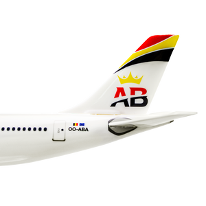 Aircraft model AIRBUS A340-300 (scale 1:200)